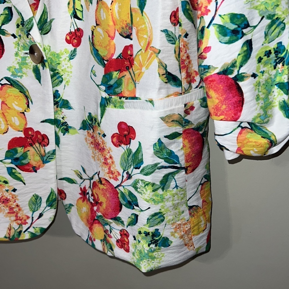 LC Lauren Conrad shawl collar blazer fruit pattern one button ruched 3/4 sleeve - Picture 3 of 12